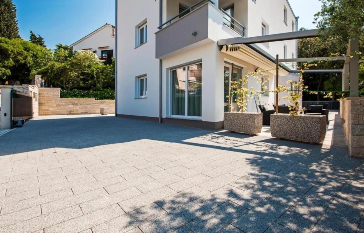Your Panoss Rovinj Exterior foto